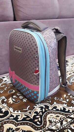 Портфель школьный для девочки