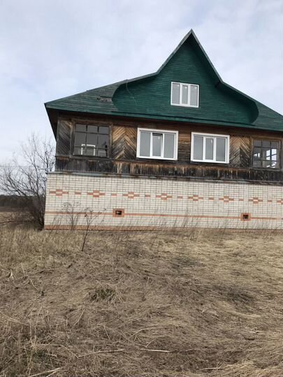 Дом 305 м² на участке 25 сот.