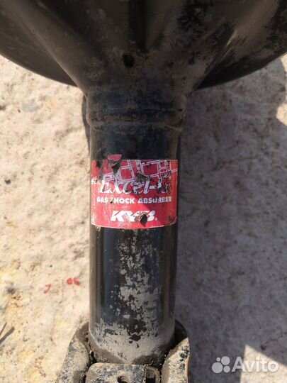 Амортизатор Renault Kangoo 1 Kayaba 333848