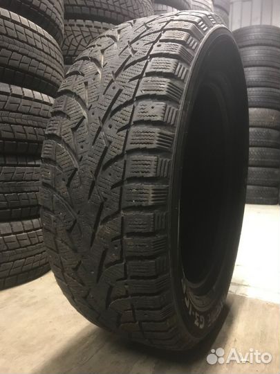Toyo Observe G3-Ice 235/60 R17 101T