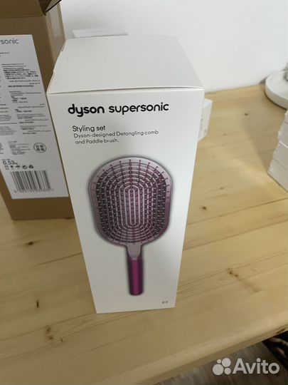 Набор расчесок Dyson (Малайзия)