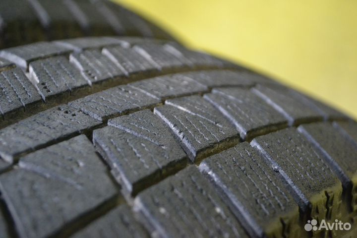 Bridgestone Blizzak Revo GZ 165/70 R14