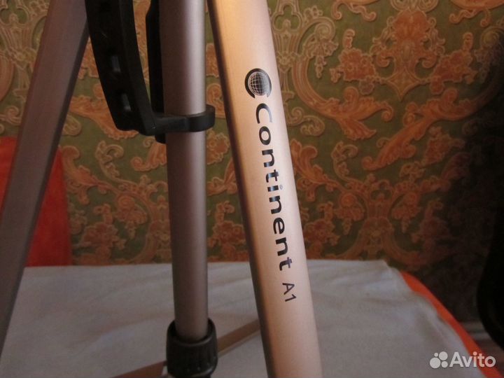 Штатив для фотоаппарата профессиональный