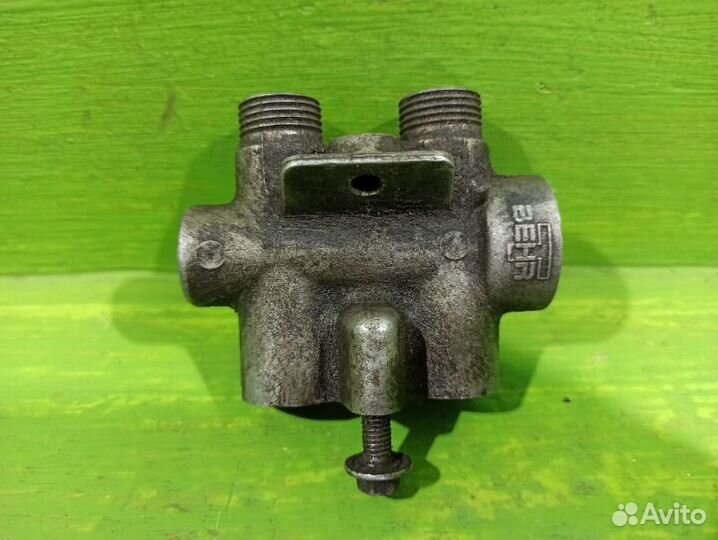 Термостат Audi Q7 4L 4.2 BAR 2008