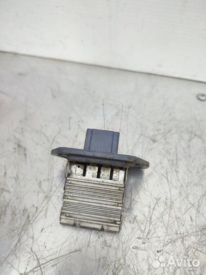 Резистор отопителя Chevrolet Aveo T250 хэтчбек 1.4