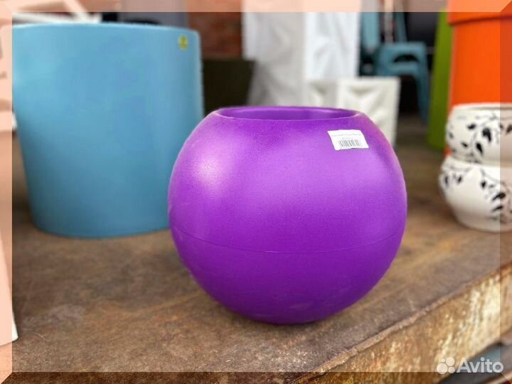 Кашпо в форме шара уличное