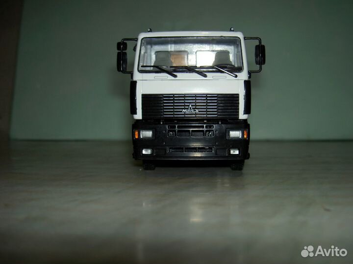 Маз-6501-самосвл дорестайл 1/43 автоистория/аист