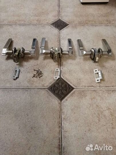 Дверные ручки