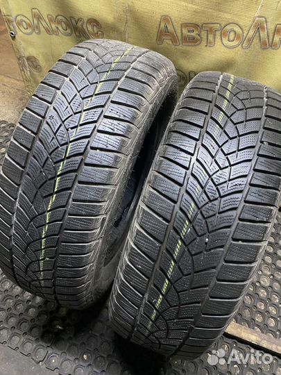 Dunlop Winter Sport 5 215/65 R16