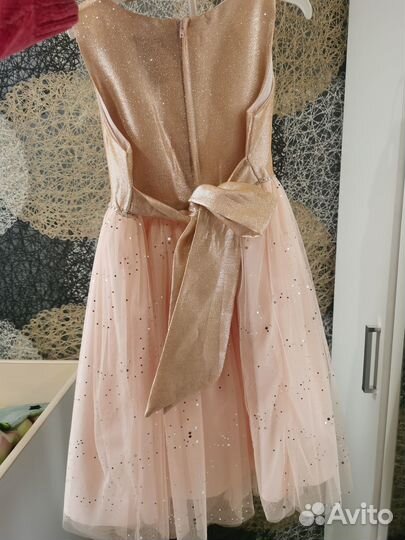 Нарядное платье для девочки 122