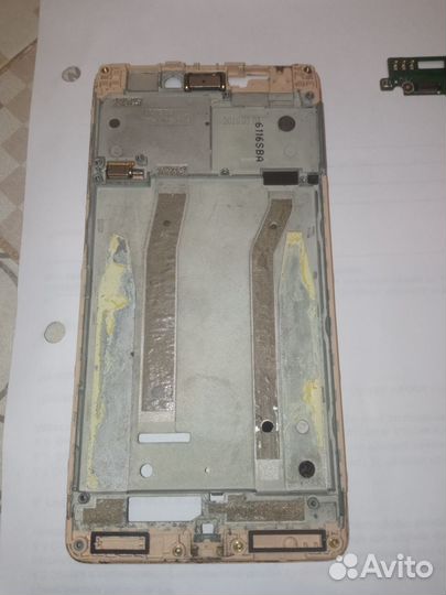 Запчасти смартфона Xiaomi Redmi 3 Pro