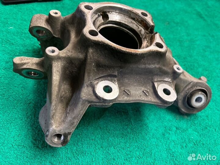 Кулак поворотный задний левый Bmw 5 G30 21Г