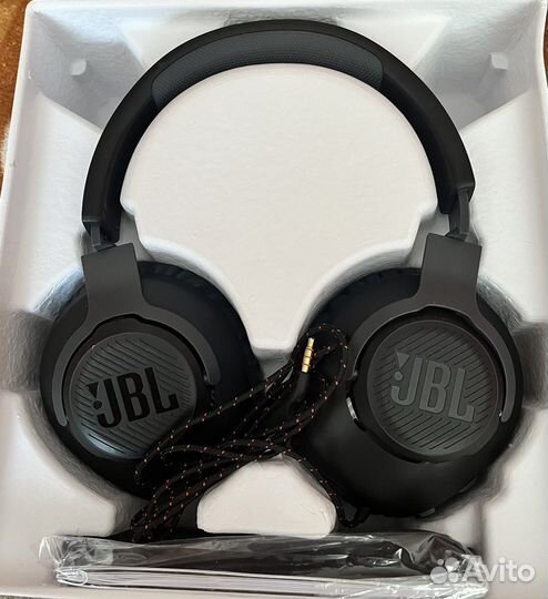 Проводные наушники jbl