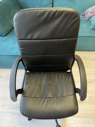 Компьютерное кресло