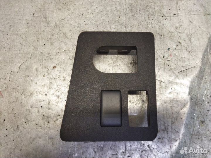 Накладка на торпедо Nissan Qashqai J10 HR16DE 2008