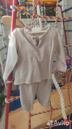 Костюм на мальчика муслин 110
