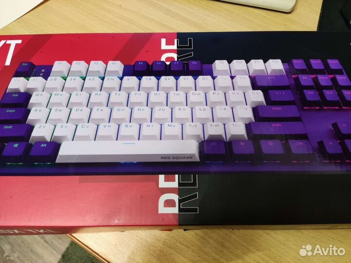 Red Square Keyrox TKL g3ms Purple