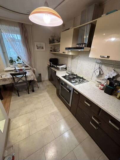 4-к. квартира, 76 м², 3/5 эт.