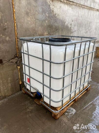Еврокуб б/у белый, кубовая емкость 1000 л