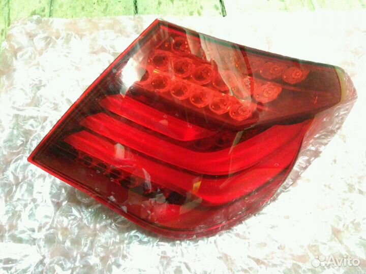 Фонарь задний правый (7300268)