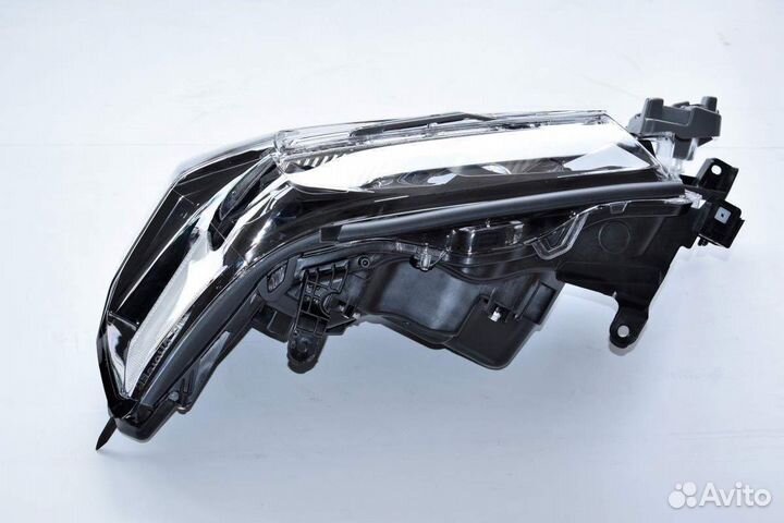 Land Cruiser 200 16+ Оптика Executive Black N6KC5