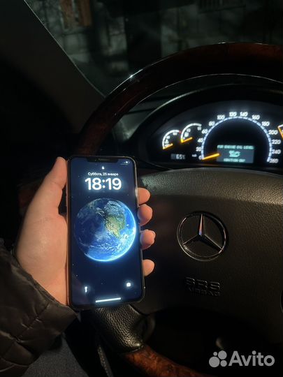 iPhone 11 Pro Max, 64 ГБ