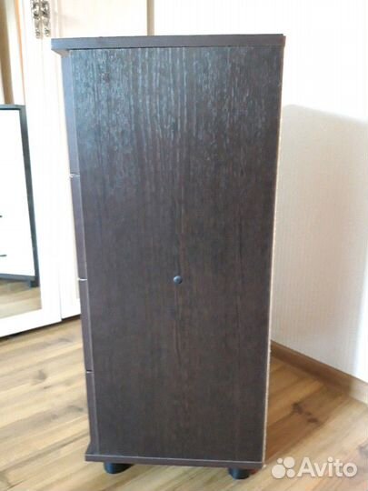 Тумба выкатная