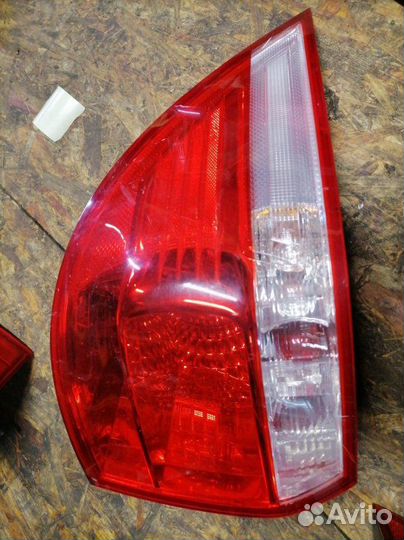 Фонарь передний правый Volkswagen Golf 5 1K CAV