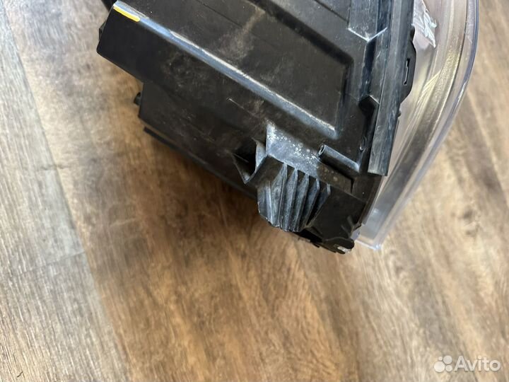 Peugeot traveller левая фара