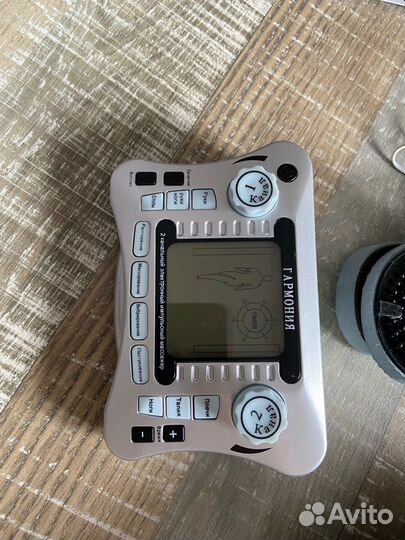 Электронный импульсный массажер