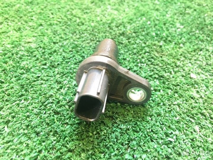 Датчик положения распредвала Toyota Crown AWS210