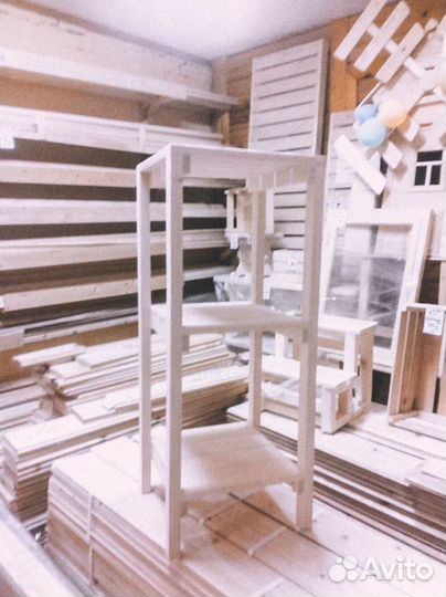 Стеллаж / этажерка