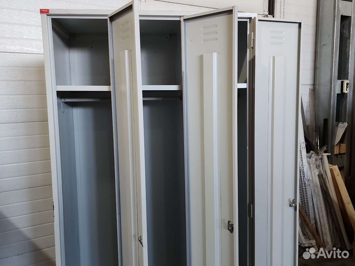 Шкафы для одежды металлические