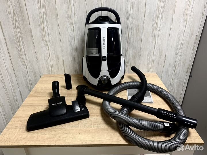 Пылесос Samsung VCC8835V37