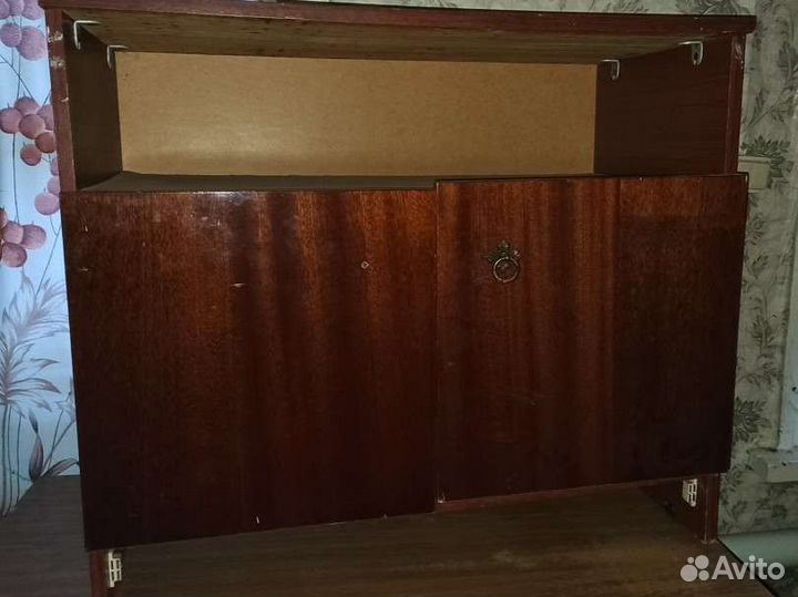 Тумба под телевизор бу