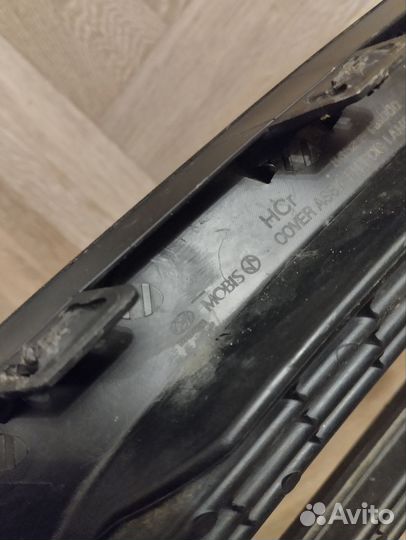 Решетка правая противотуманная фара