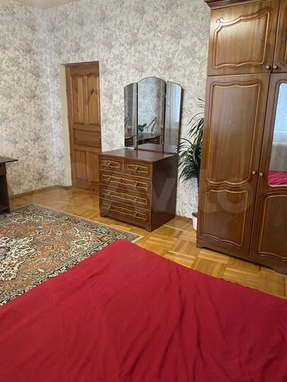 Комната 18 м² в 3-к., 2/2 эт.