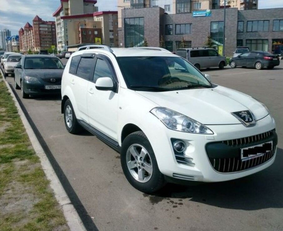 Peugeot 4007: фото владельца
