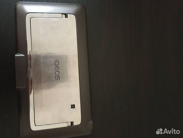 Планшет Ideos