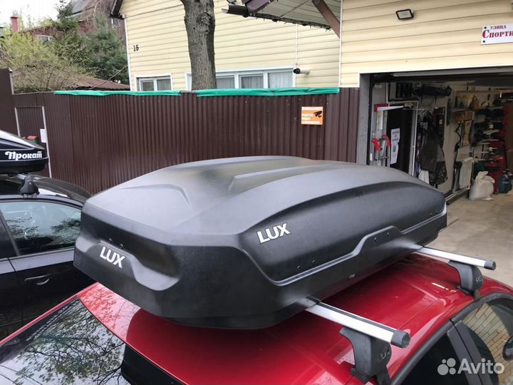 Автобокс багажник б/у Lux