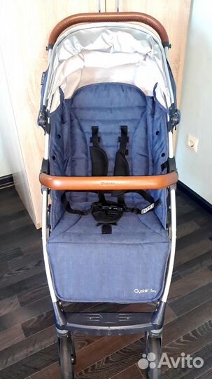 Прогулочная детская коляска