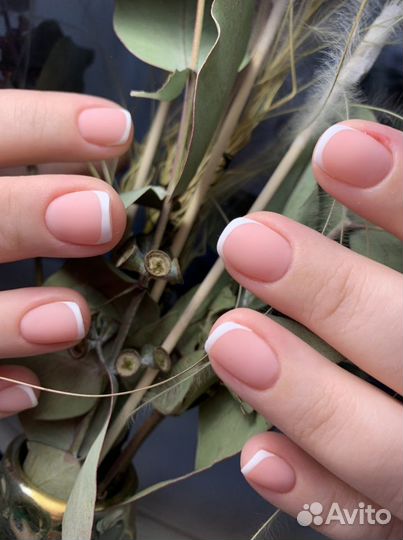 Коррекция наращённых ногтей