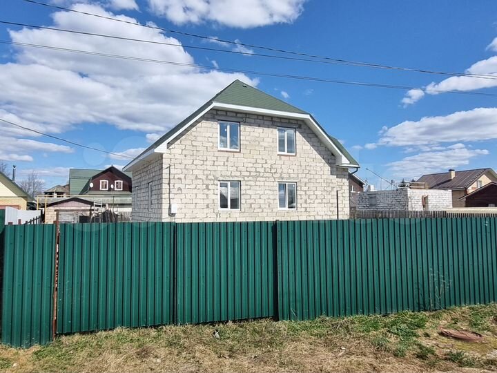 Дом 230 м² на участке 10 сот.