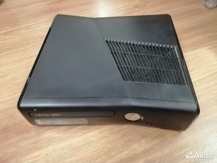 Xbox 360S+kinekt+игры