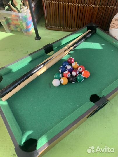 Настольный футбол,бильярд