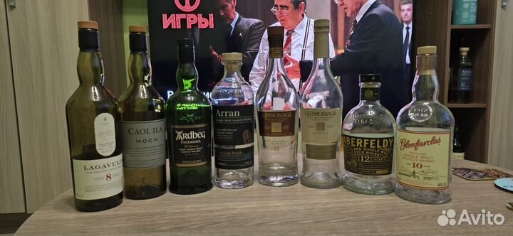 Бутылки из под шотландского виски