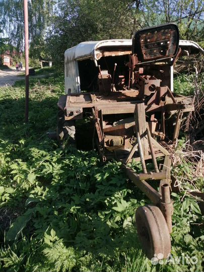 Трактор, 1990