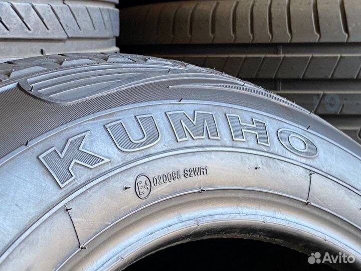 Kumho Road Venture APT KL51 235/60 R18