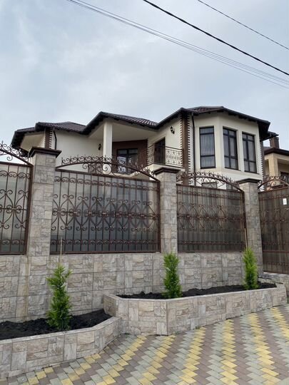 Дом 360 м² на участке 6 сот.