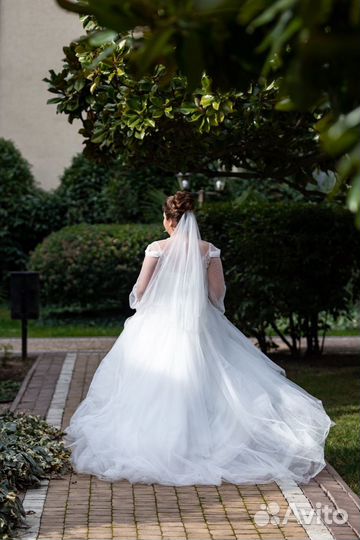 Свадебное платье 52-54